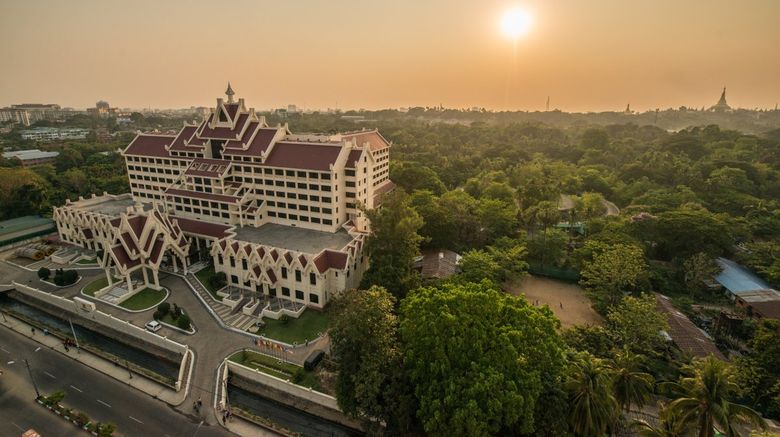 Shwe Yangon Grand Hotel